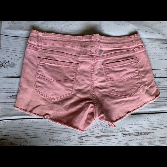 Small, vintage-rose pink jean short shorts - Picture 7 of 7